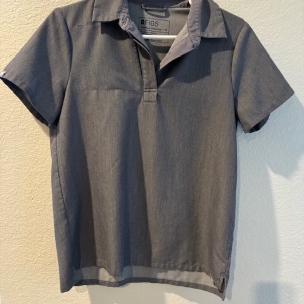 Figs Collared Women's Scrub Top, XS, Graphite
